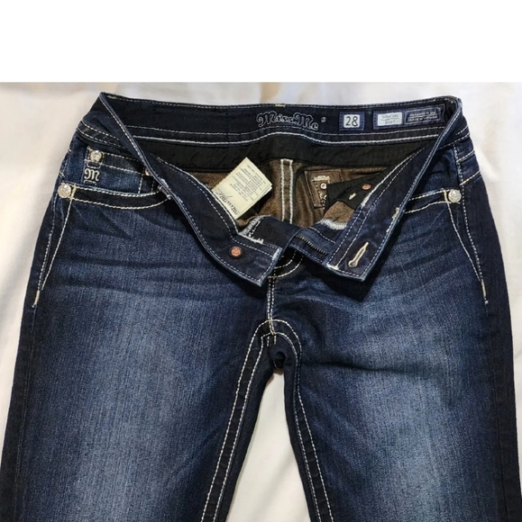 Miss Me jeans Sz 28 Signature Boot Stretch Denim Low Rise Red Bling Dark EUC - Picture 8 of 14